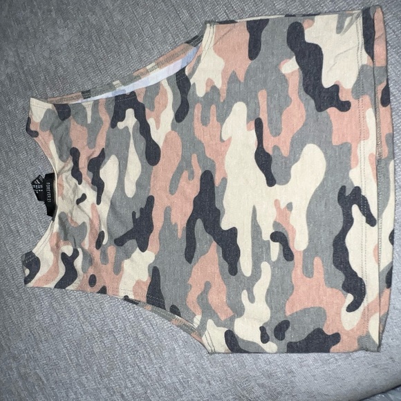 Army cropped tank - Picture 2 of 2